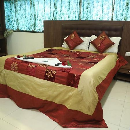 Hotel Shiv Leela Grand 뭄바이 외부 사진