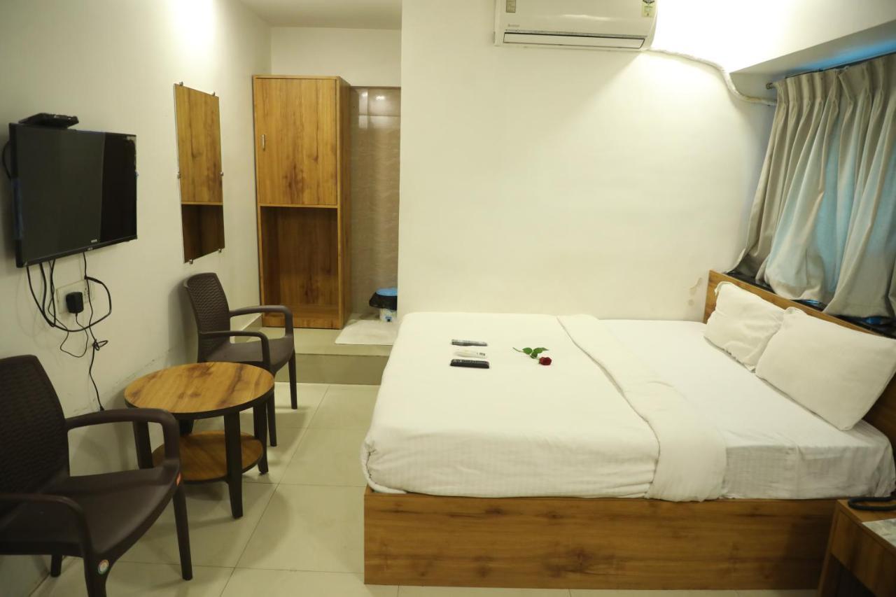Hotel Shiv Leela Grand 뭄바이 외부 사진