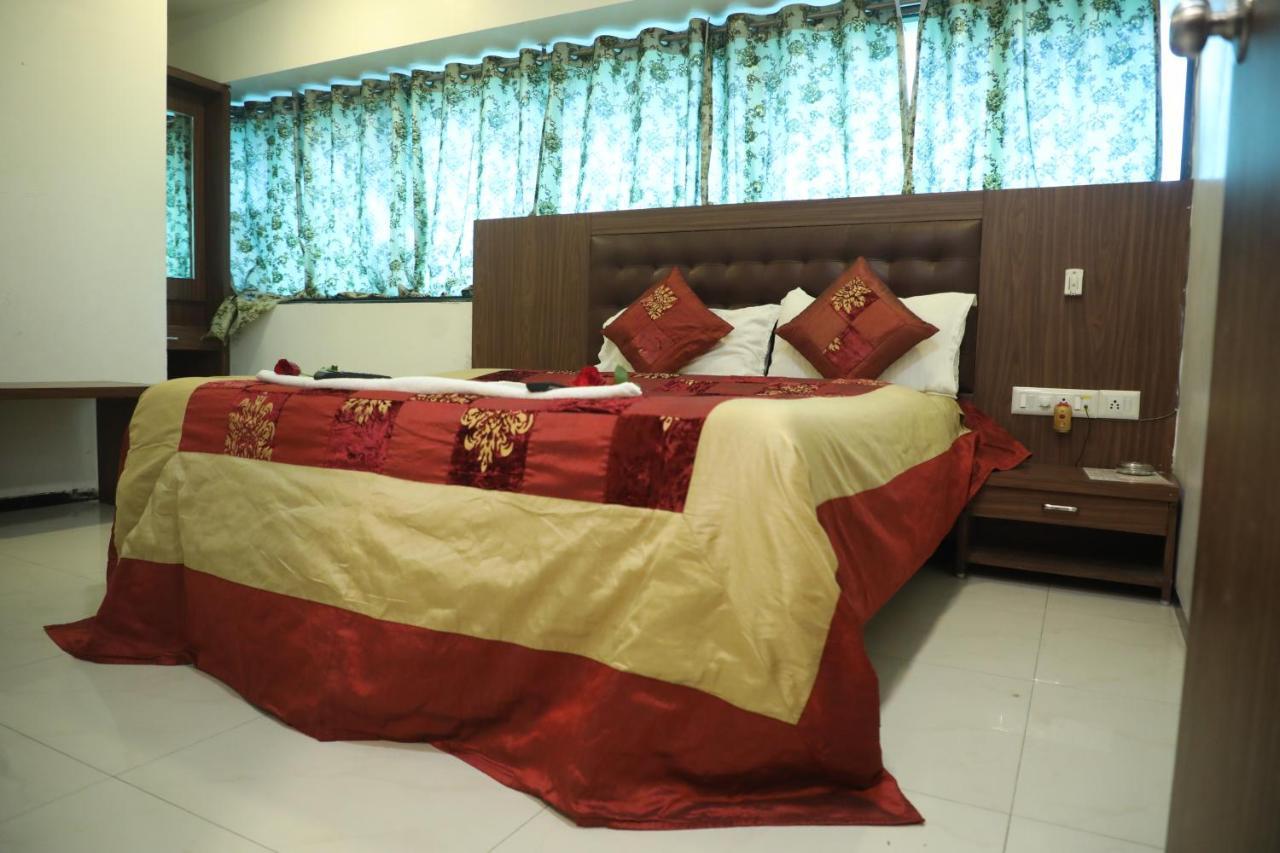 Hotel Shiv Leela Grand 뭄바이 외부 사진